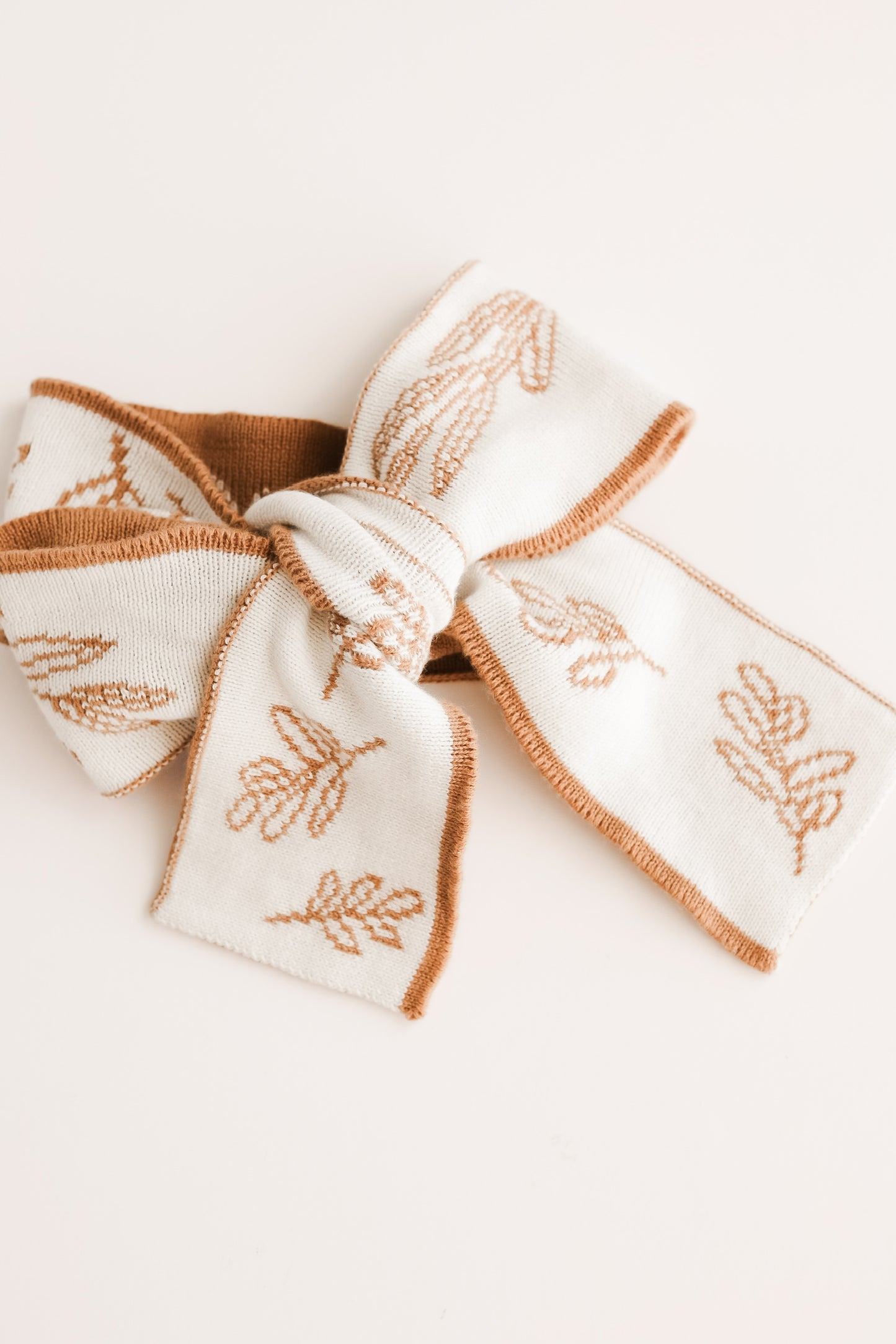 Sage Knit Knot
